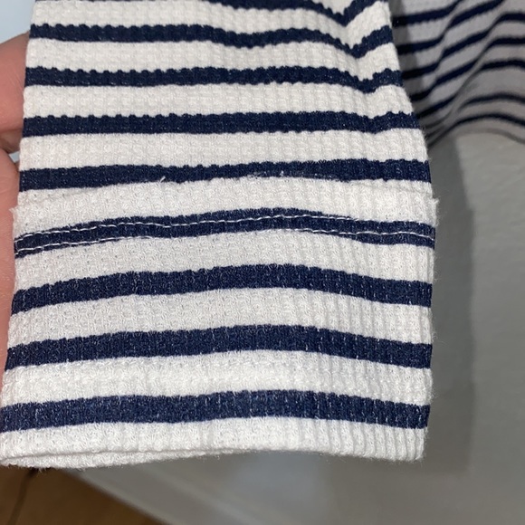 Roxy Striped Waffle Knit V-Neck Pullover Hoodie. - Picture 5 of 9